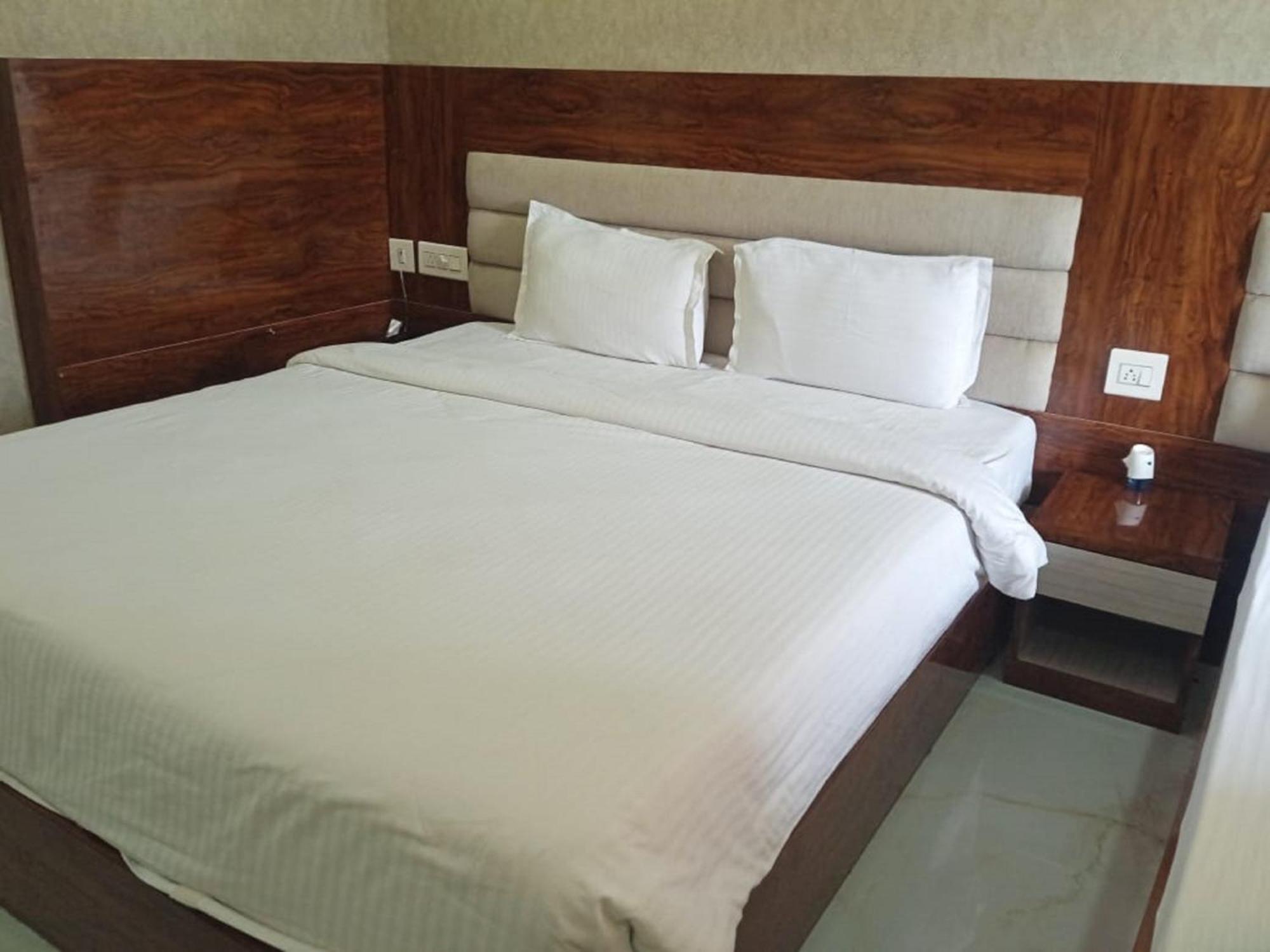 Hotel Sea Gold Puri Ngoại thất bức ảnh